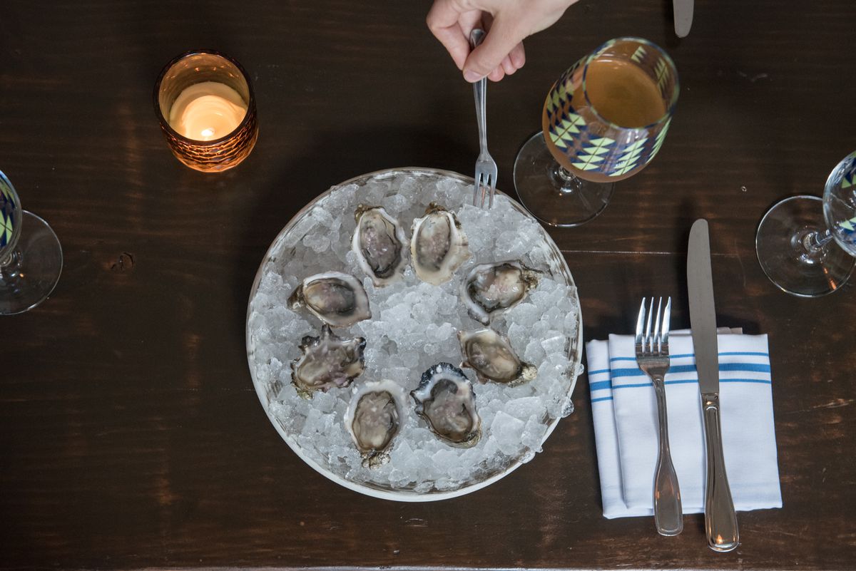 A top-down view of an oyster platter at Vinnie’s Raw Bar.