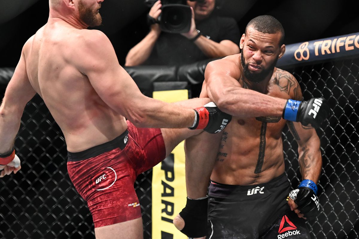 MMA: UFC Fight Night-Prague-Blachowicz vs Santos