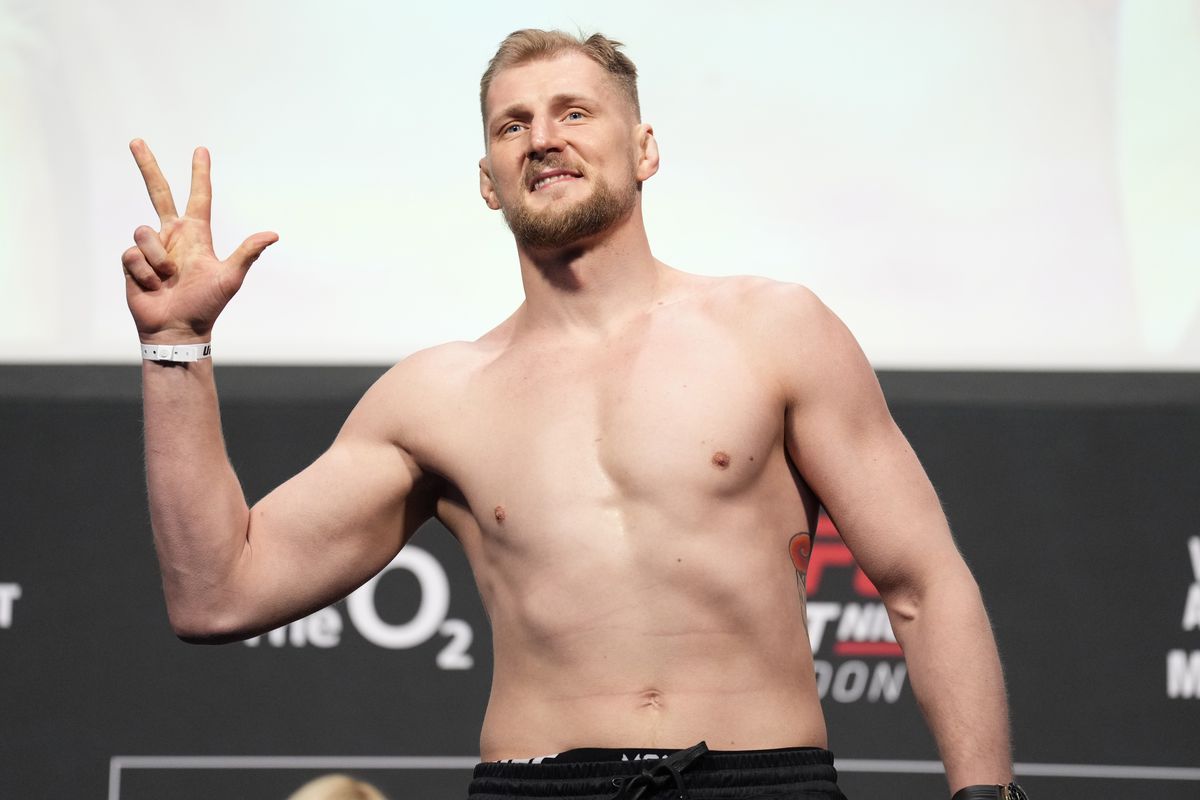 Alexander Volkov at the ceremonial weigh-ins for UFC London in March 2022.