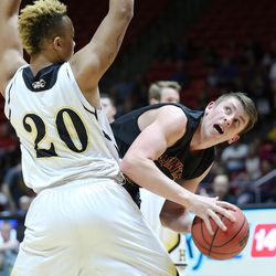 Highland beat Mountain View 76-64 in Class 4A quarterfinal basketball action in the Huntsman Center at the University of Utah Wednesday, March 2, 2016. 