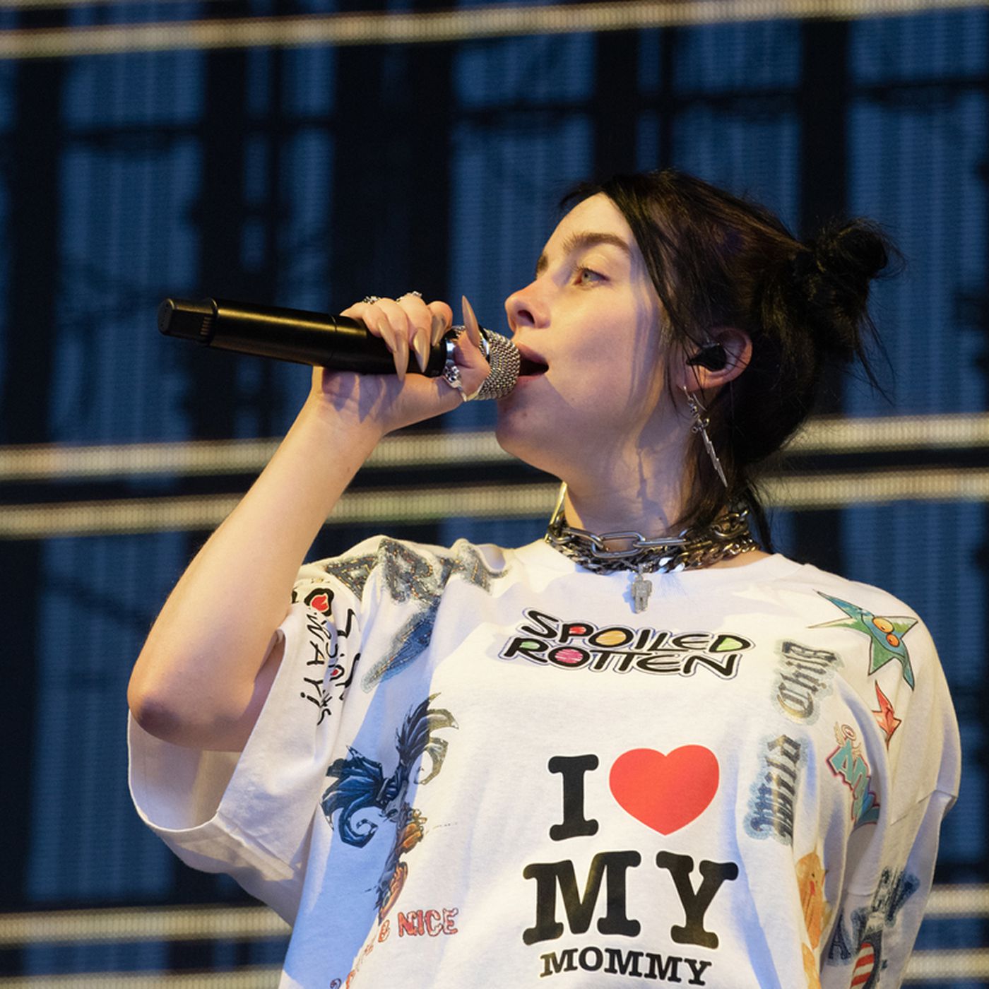 Billie eilish nude magazine cover Billie Eilish Lashes Out At Nylon Germany Over Nude Cover Chicago Sun Times
