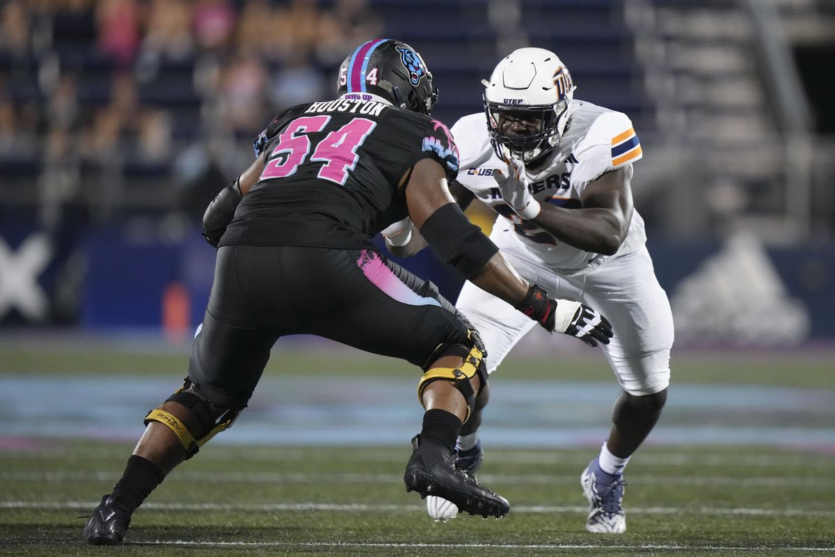 COLLEGE FOOTBALL: OCT 11 UTEP at FIU