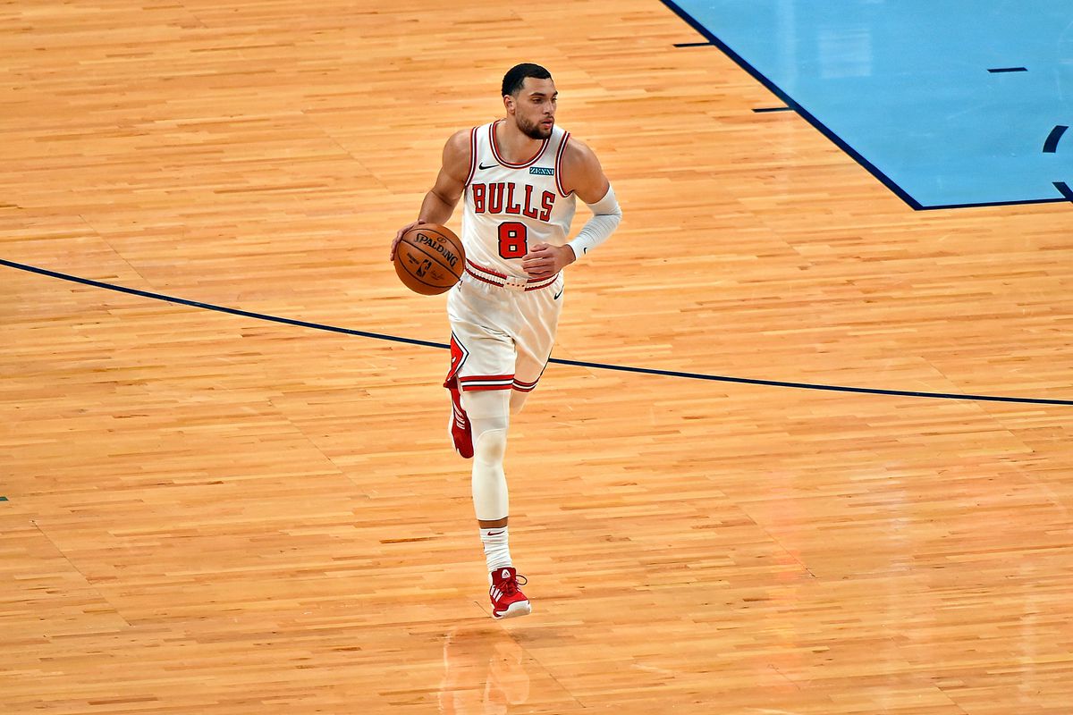 Zach LaVine of the Chicago Bulls brings the ball up court during the game against the Memphis Grizzlies at FedExForum on April 12, 2021 in Memphis, Tennessee.&nbsp;