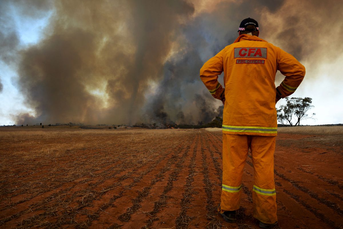 Bushfires Rage In Northwest Victoria