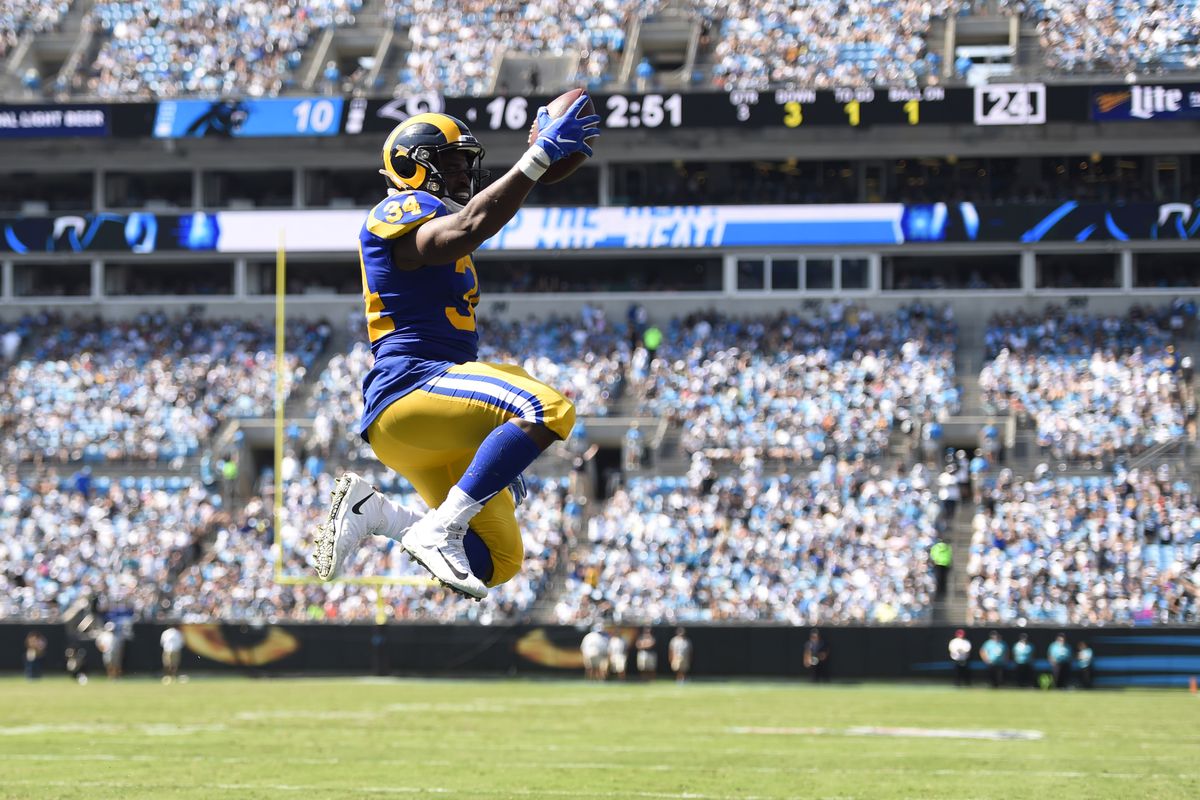 Los Angeles Rams RB Malcolm Brown scores a touchdown against the Carolina Panthers in Week 1, Sep. 8, 2019.