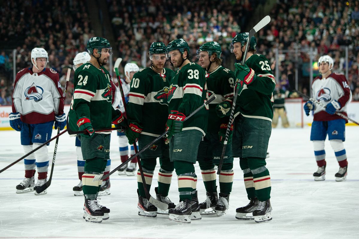 NHL: APR 29 Avalanche at Wild