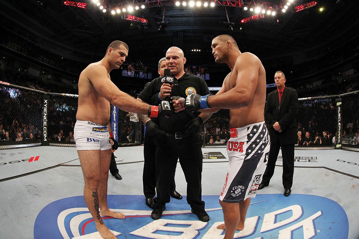 Was Shogun Rua vs. Dan Henderson at UFC 139 the best fight of 2011? Photo via <a href="http://video.ufc.tv/photo_galleries/UFC139_12_Rua_Henderson/12_Rua_Henderson_03.jpg">UFC.com</a>