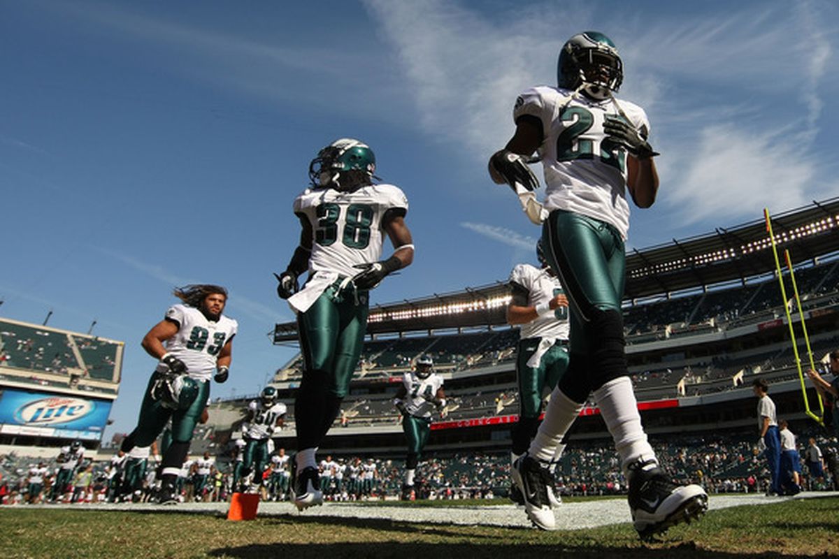PHILADELPHIA - OCTOBER 17:  The Philadelphia Eagles exit the field after warmups against the Atlanta Falcons before their game at Lincoln Financial Field on October 17 2010 in Philadelphia Pennsylvania.  (Photo by Al Bello/Getty Images)