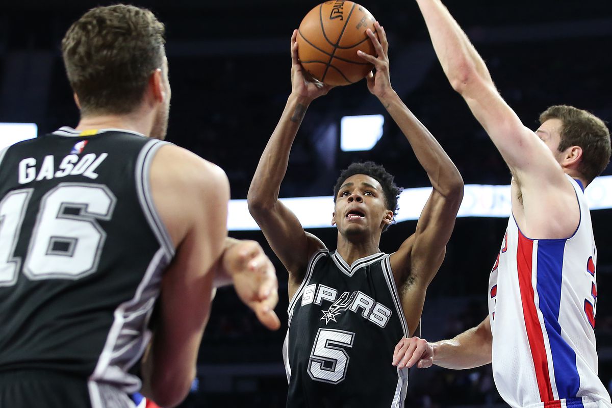 NBA: Preseason-San Antonio Spurs at Detroit Pistons