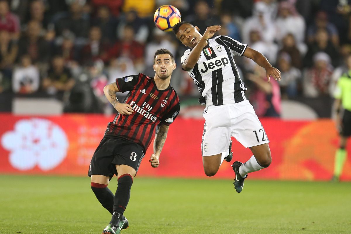 AC Milan v Juventus FC - 2016 Italian Super Cup