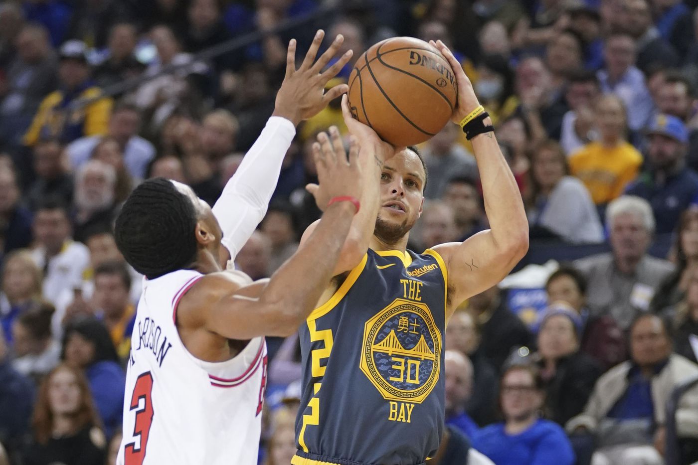 Bulls Vs Warriors Recap Another Destruction As Chicago Decides Guarding Steph Curry Or Klay Thompson Is Optional Blog A Bull