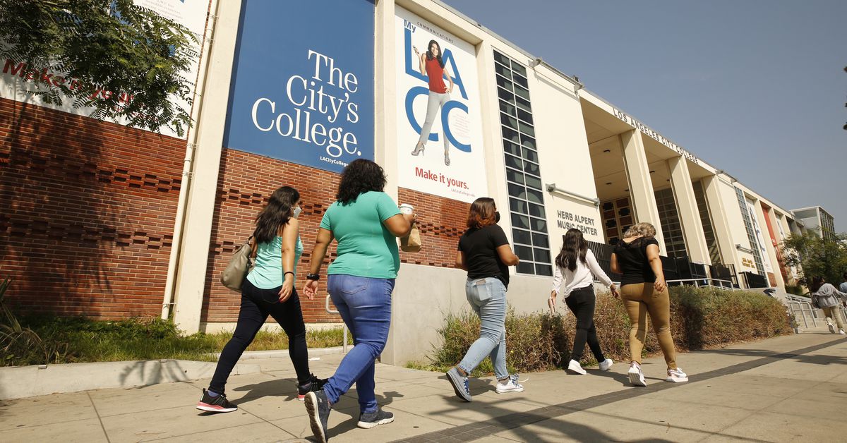 The uncertain future of free community college