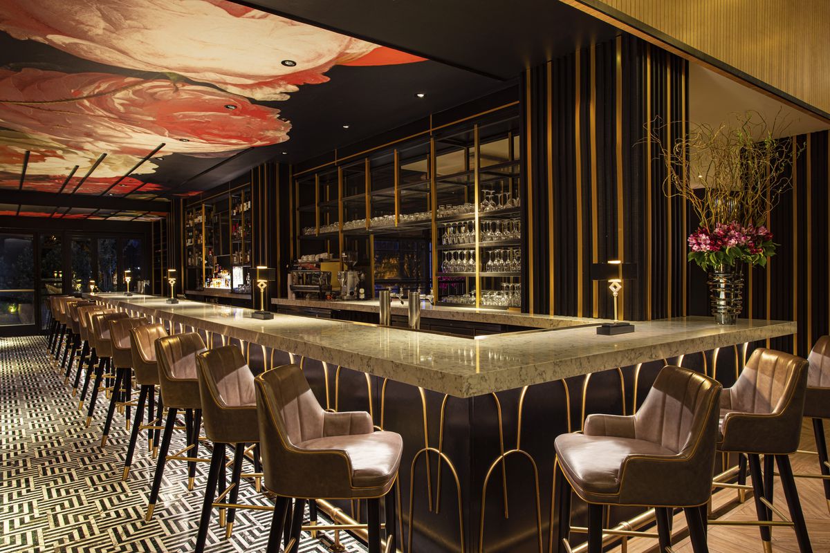 Lobby bar and lounge Lantana debuts alongside the rebrand of the Midtown hotel at Colony Square in Atlanta. 