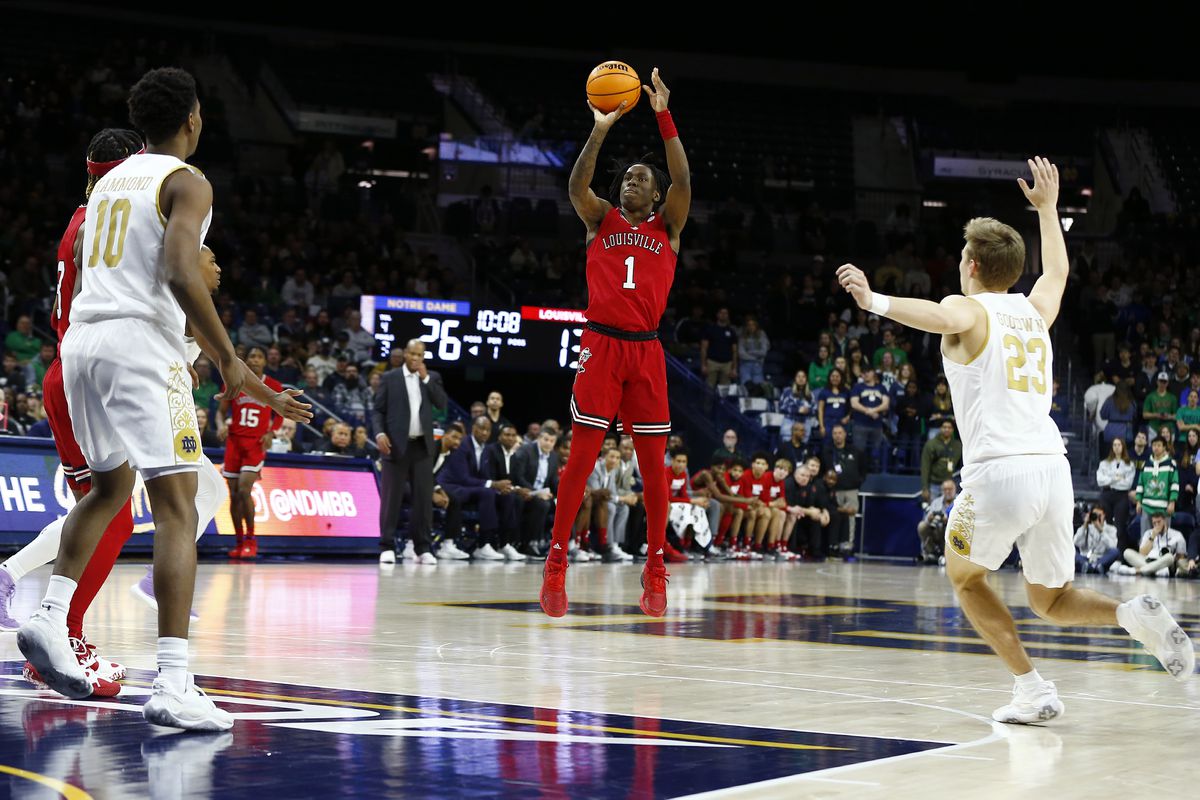 COLLEGE BASKETBALL: JAN 28 Louisville at Notre Dame