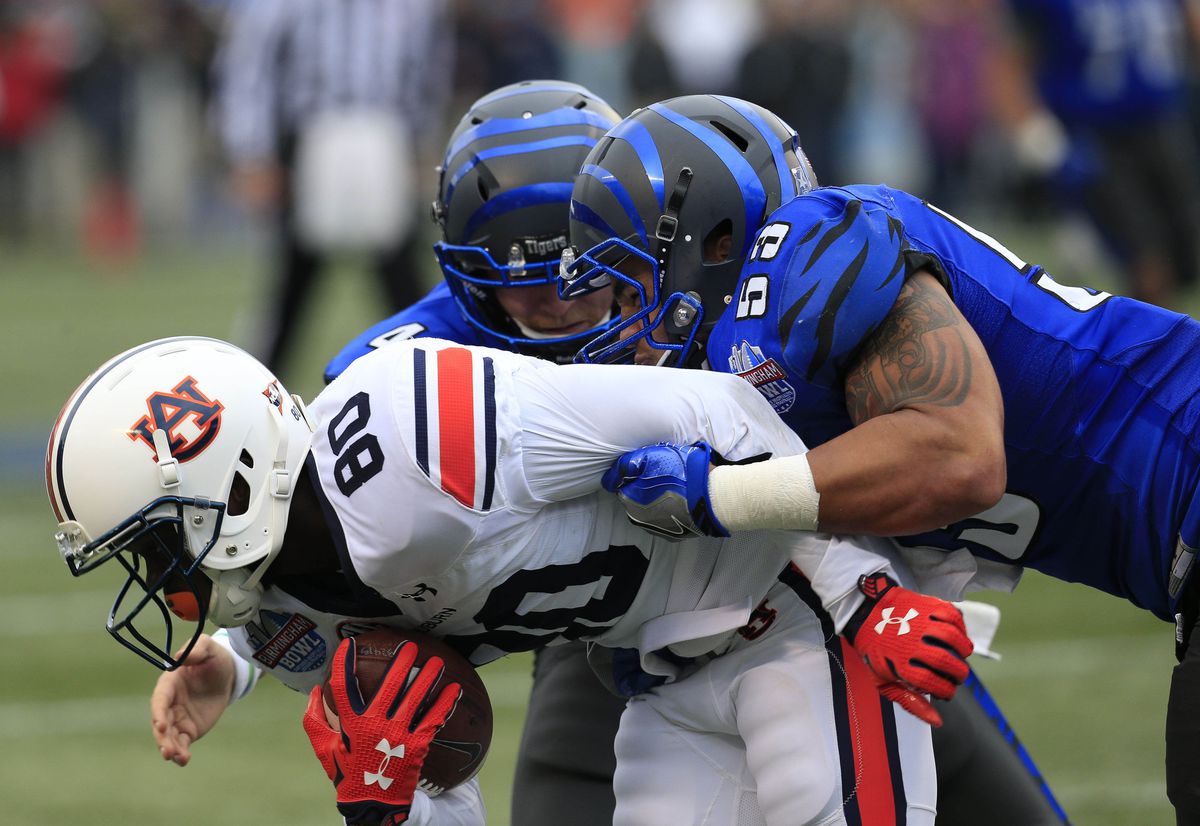 NCAA Football: Birmingham Bowl-Auburn vs Memphis