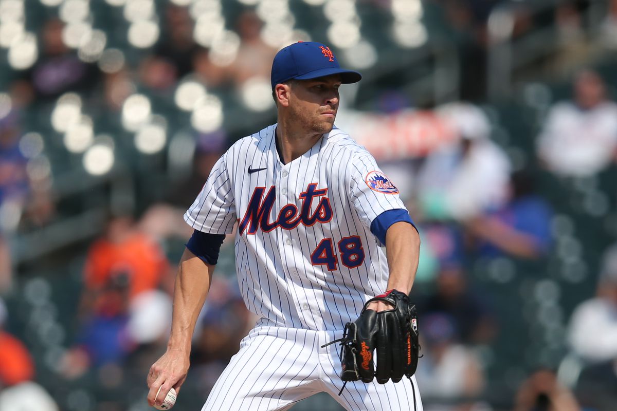 MLB: Milwaukee Brewers at New York Mets-Game 1
