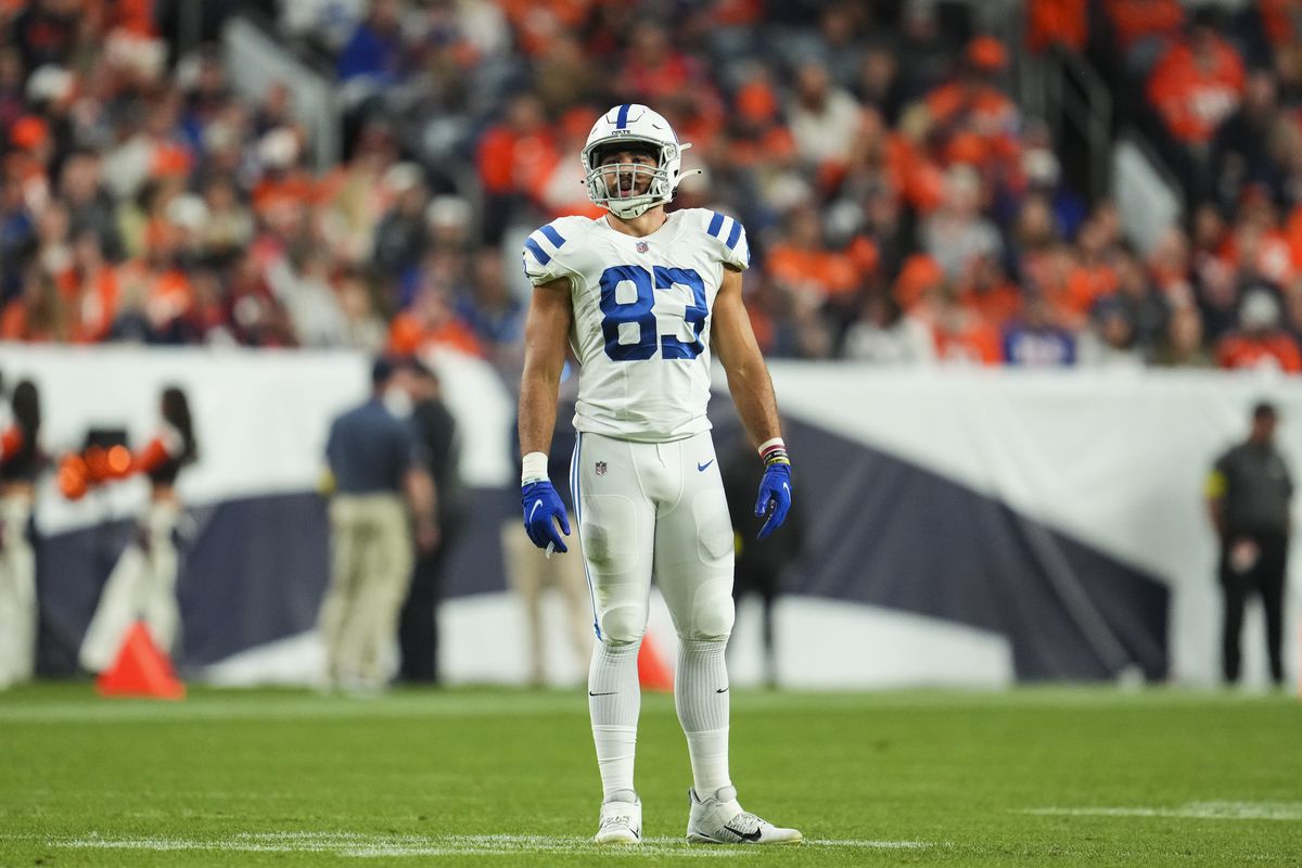 Kylen Granson #83 of the Indianapolis Colts gets set against the Denver Broncos at Empower Field at Mile High on October 6, 2022 in Denver, Texas.