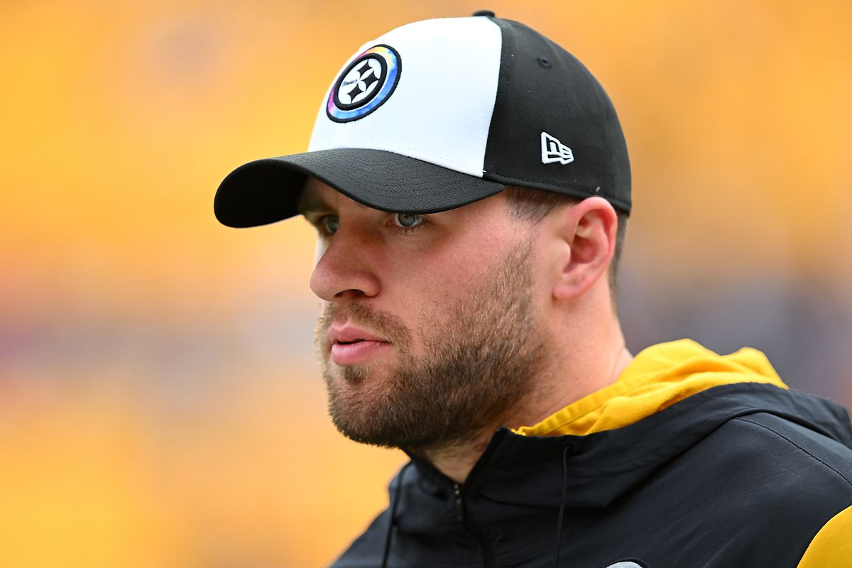 T.J. Watt of the Pittsburgh Steelers looks on during warmups prior to the game against the Tampa Bay Buccaneers at Acrisure Stadium on October 16, 2022 in Pittsburgh, Pennsylvania.