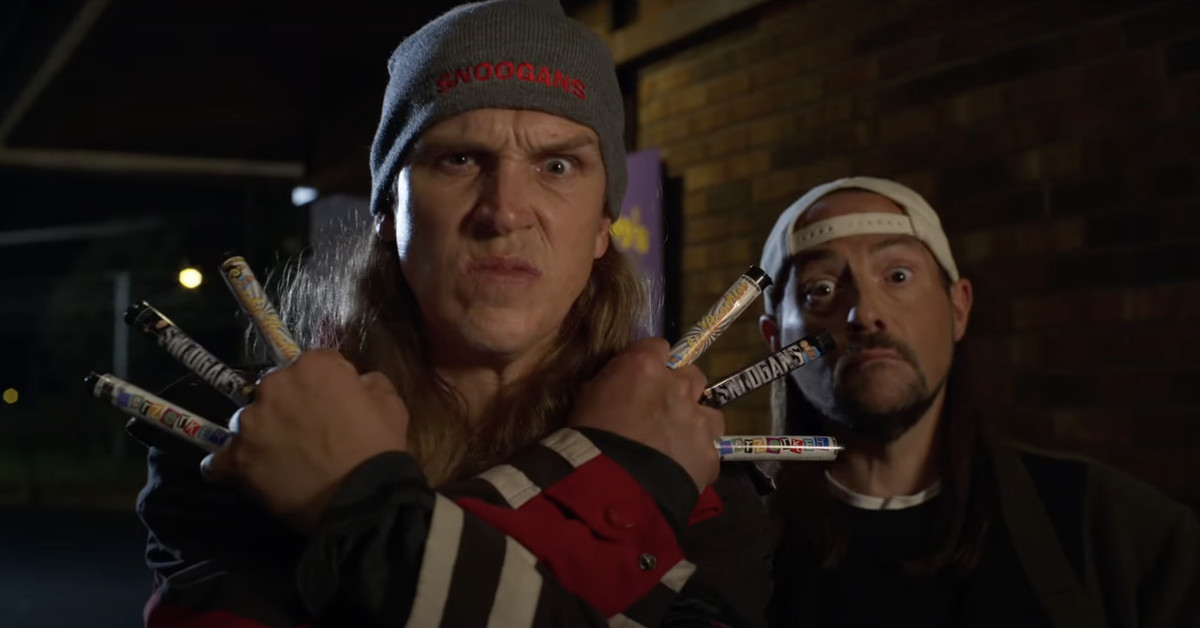 The gang’s all back in Clerks III’s first trailer