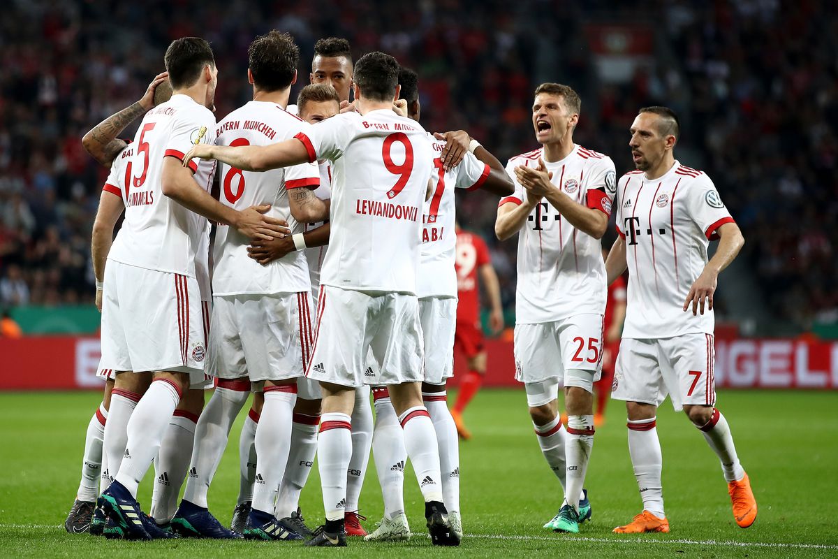 Bayer 04 Leverkusen v Bayern Munchen - DFB Cup Semi Final
LEVERKUSEN, GERMANY - APRIL 17: Javier Martinez #8 of Bayern celebrate with his team mates after he scores opening goal during the DFB Cup semi final match between Bayer 04 Leverkusen and Bayern Munchen at BayArena on April 17, 2018 in Leverkusen, Germany.