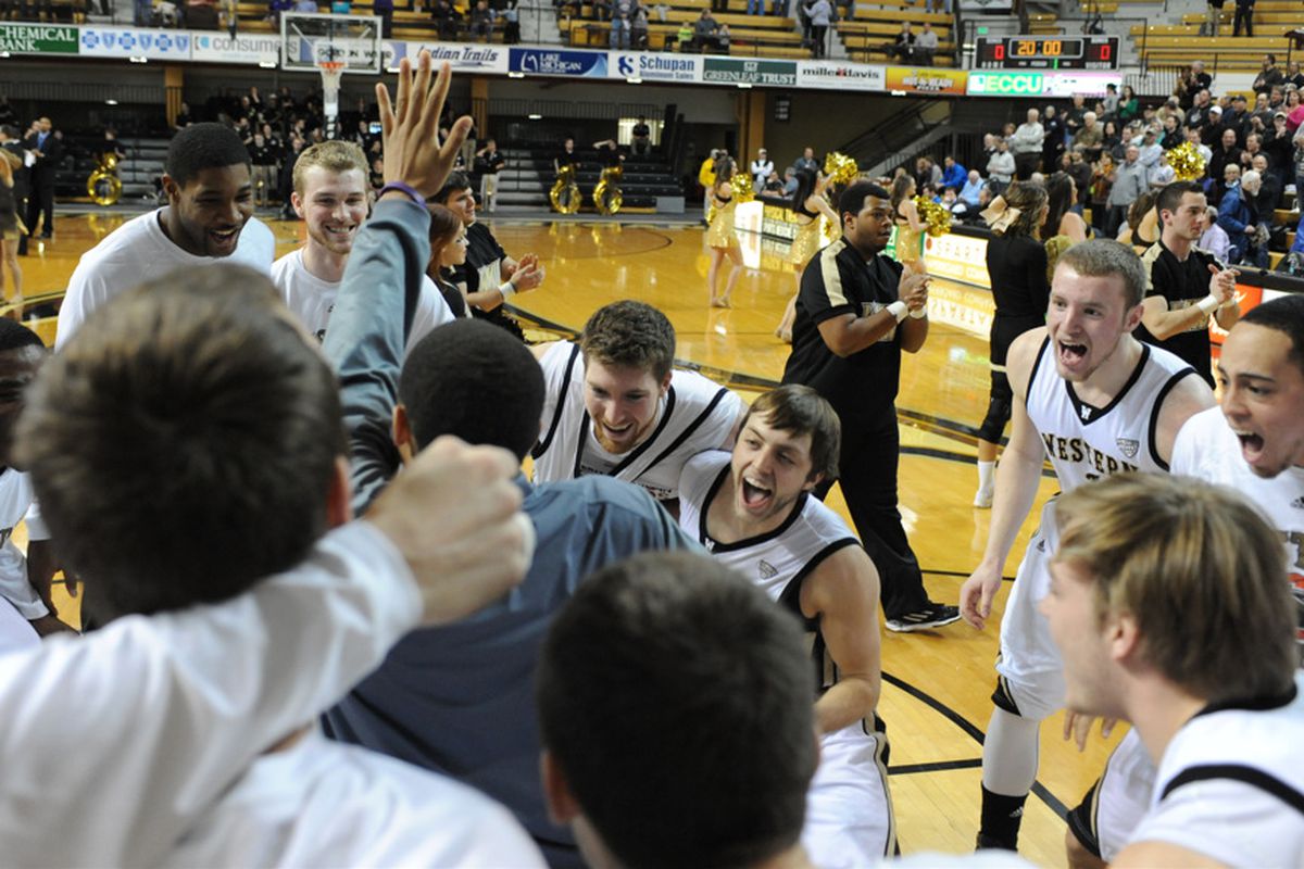 It's all smiles in Kalamazoo after Western Michigan's 68-57 victory sends them to first place in the MAC