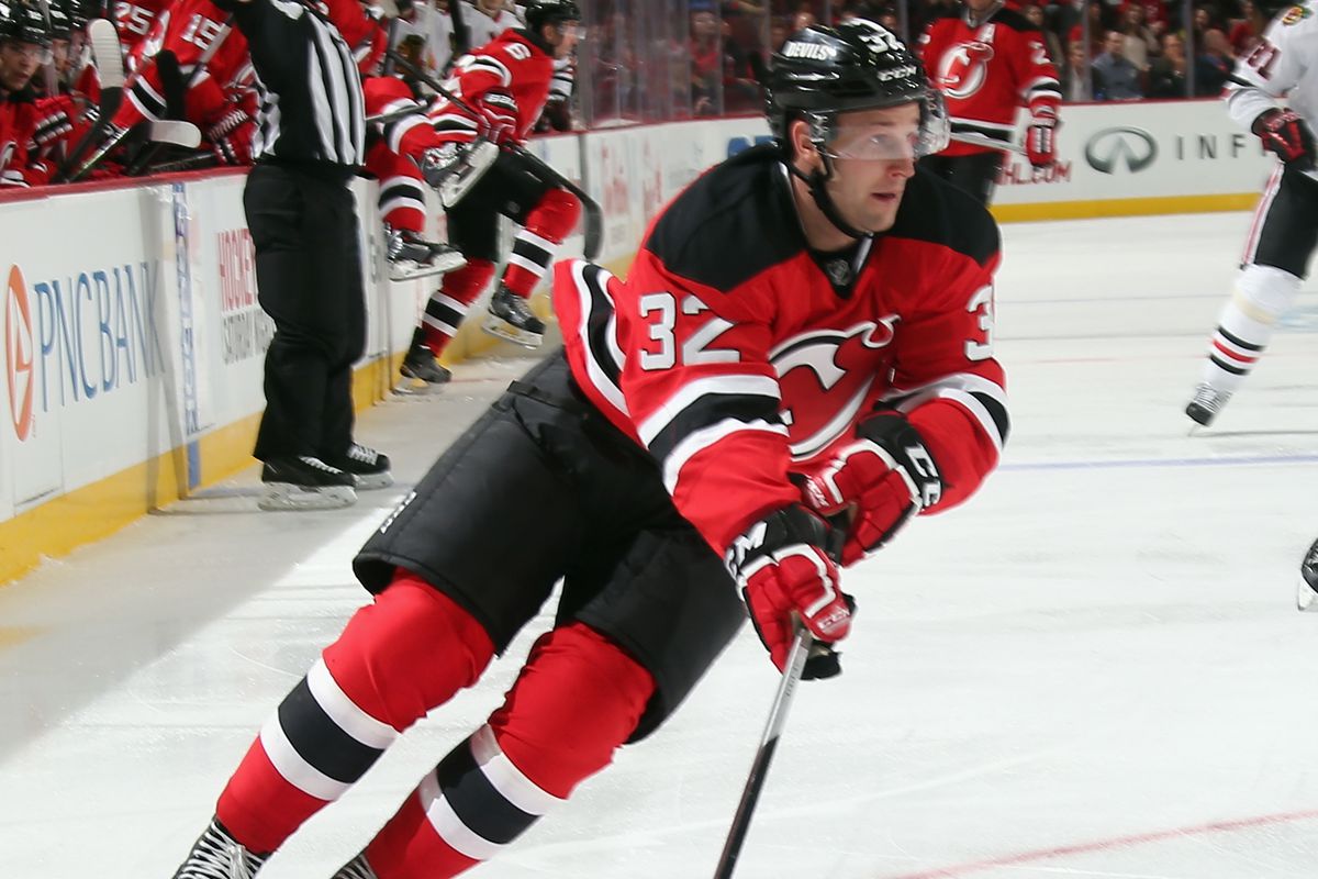 Mike Sislo had 3 goals for the Albany Devils over the weekend.