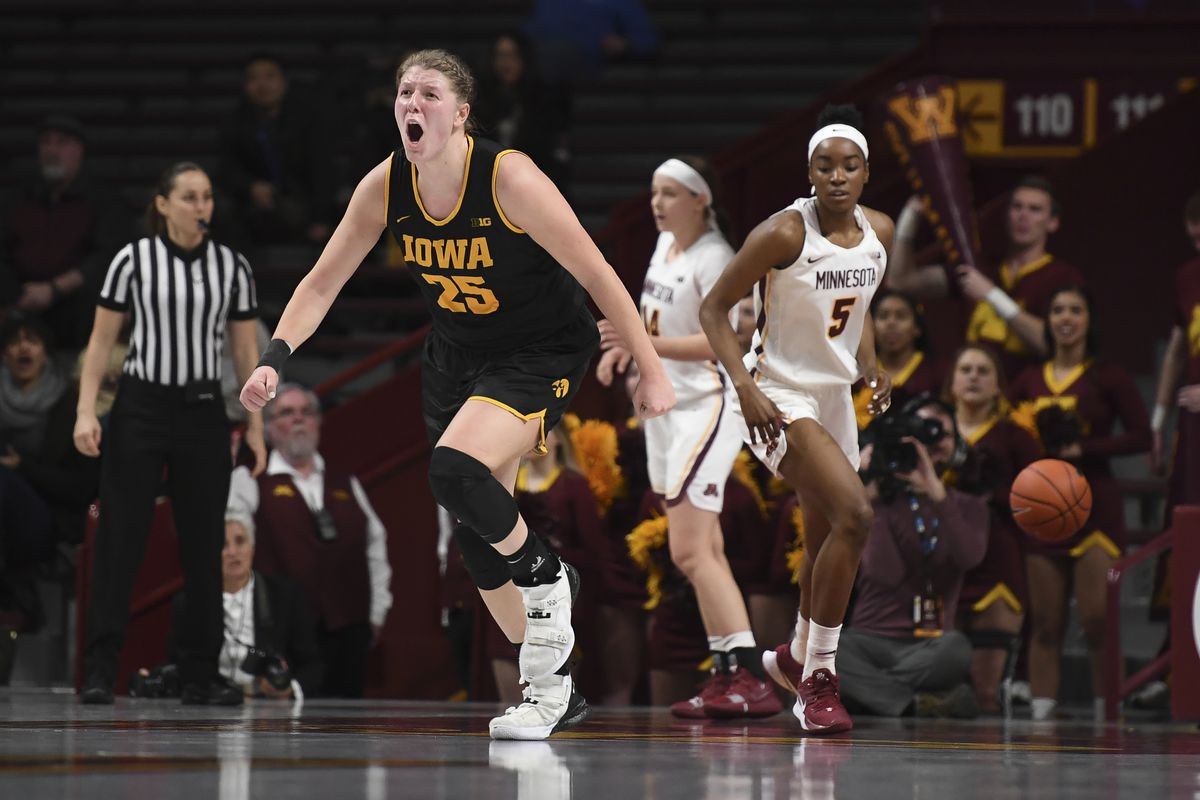 Minnesota Gophers lose a close one at home to Iowa