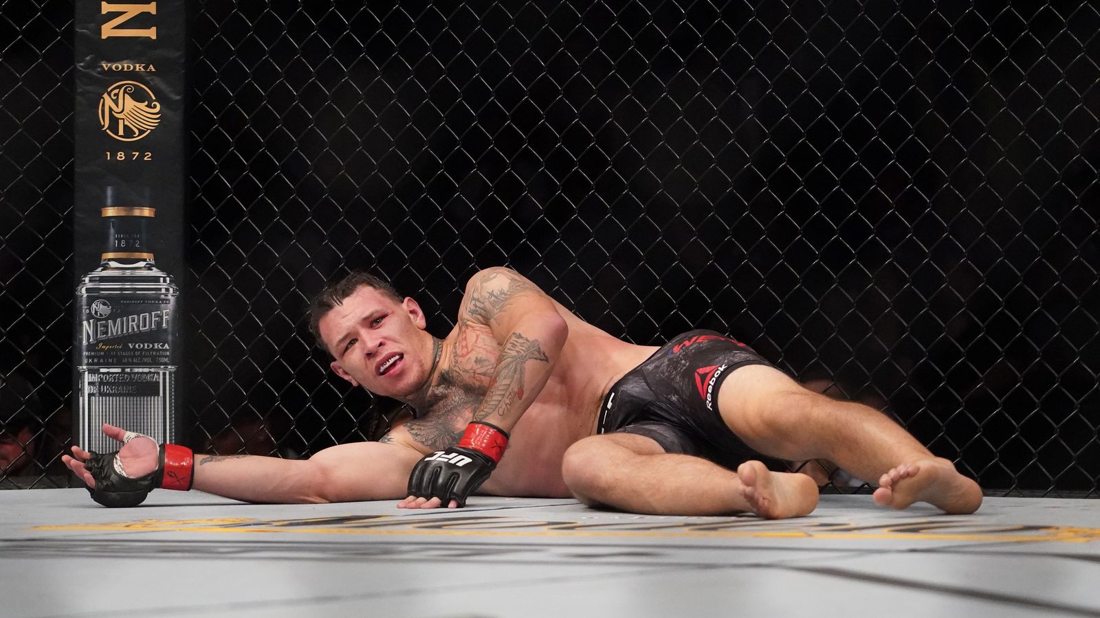Watch UFC Fight Night 167 full fight video highlights: Brok Weaver vs. Rodr...