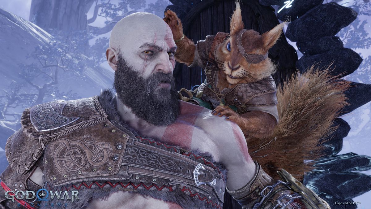Ratatoskr, the squirrel of Yggdrasil, stands perched on Kratos’ shoulder, who looks askance, in a screenshot from God of War Ragnarok