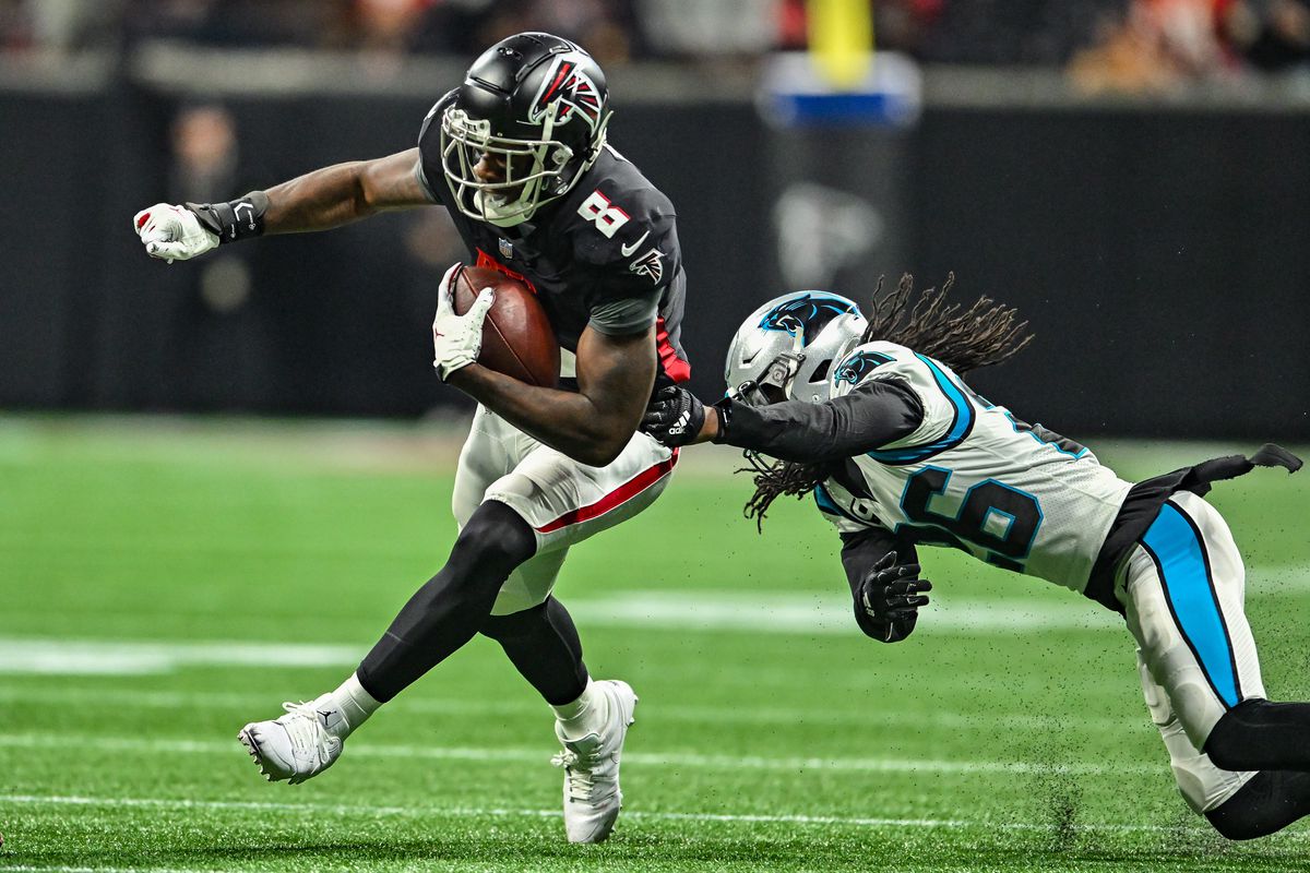 falcons panthers thursday night