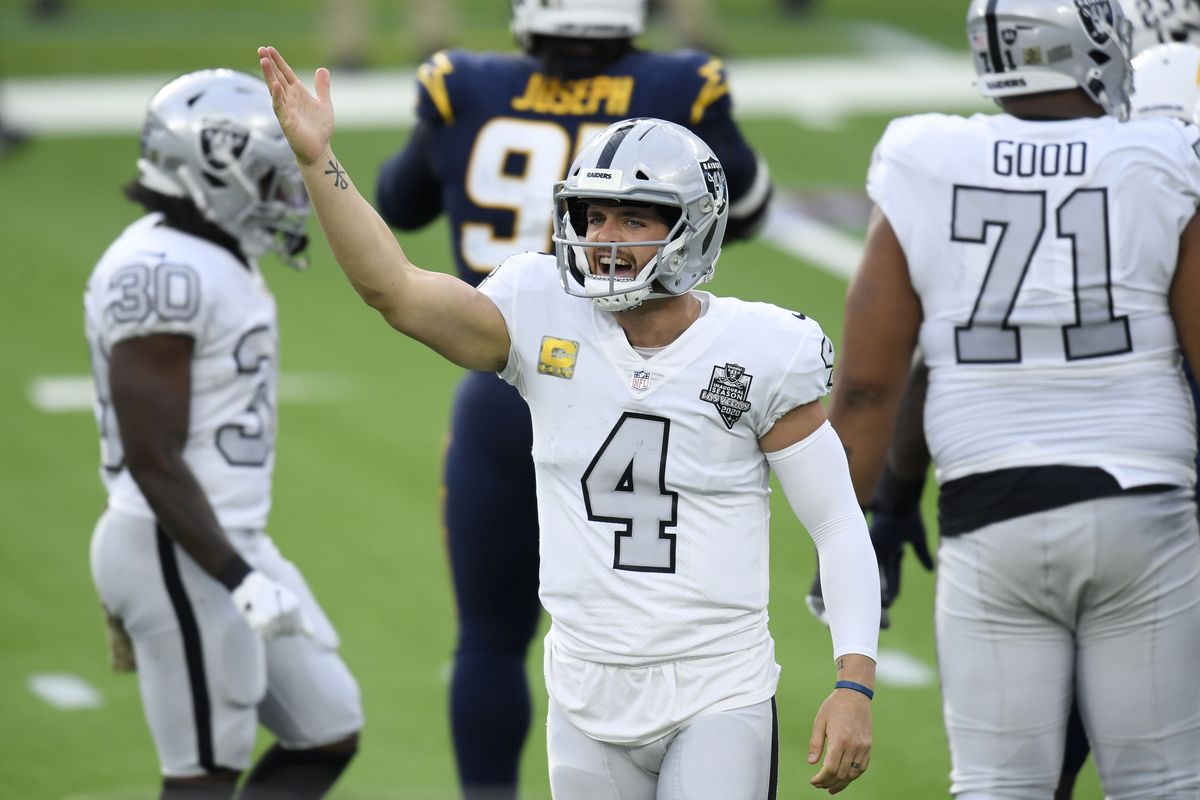 Derek Carr #4 of the Las Vegas Raiders reacts after fumbling late in the second quarter while playing the Los Angeles Chargers at SoFi Stadium on November 08, 2020 in Inglewood, California.