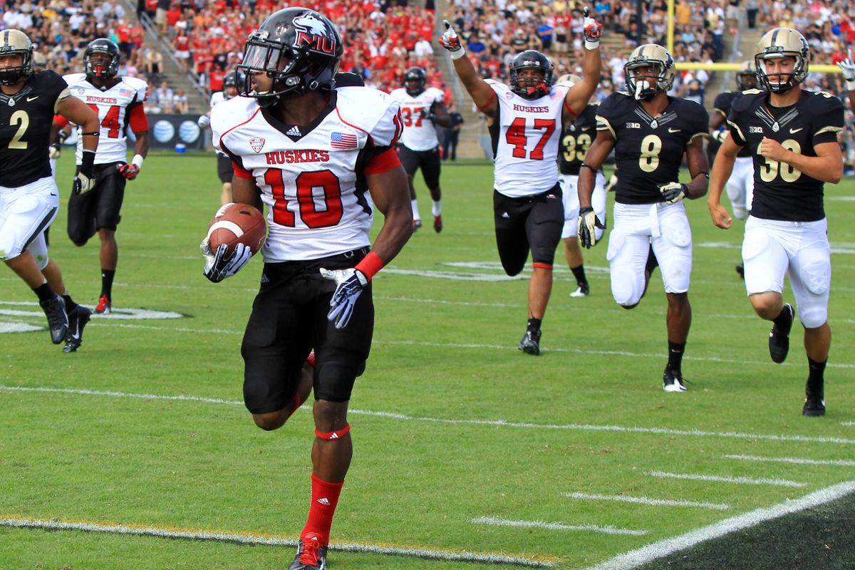 Tommylee Lewis returns the second half kickoff for a touchdown against Purdue