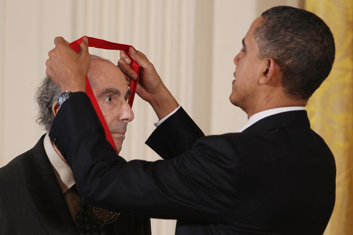 Obama Confers Nat'l Medal of Arts And Nat'l Humanities Medal To 20 Honorees