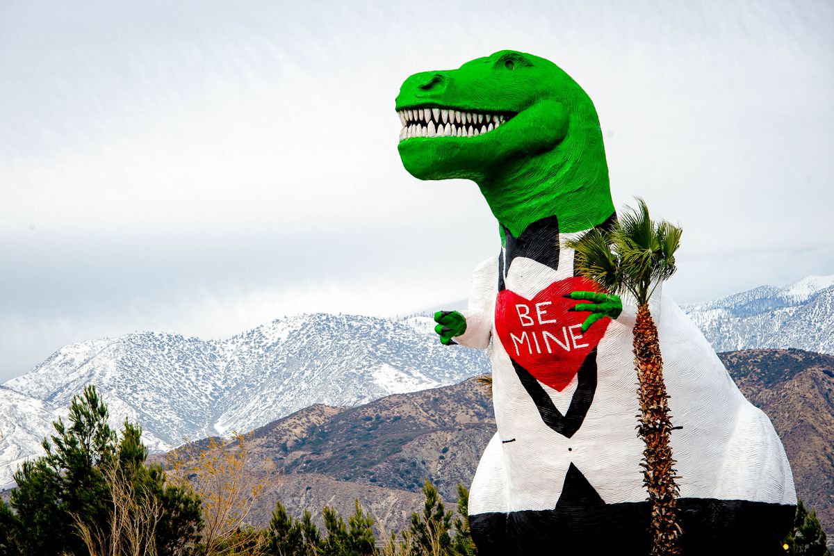 Famous Dinosaurs Attraction Celebrate Valentine’s Day