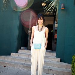  Rachel of <a href="http://www.thatschic.net/">That's Chic </a>is wearing Bren overalls, Wildfox shoes and a <a href="http://www.zappos.com/juicy-couture-sophia-mini-bag-w-stone-malibu-sky-leather?zlfid=2">Juicy Couture</a> bag.