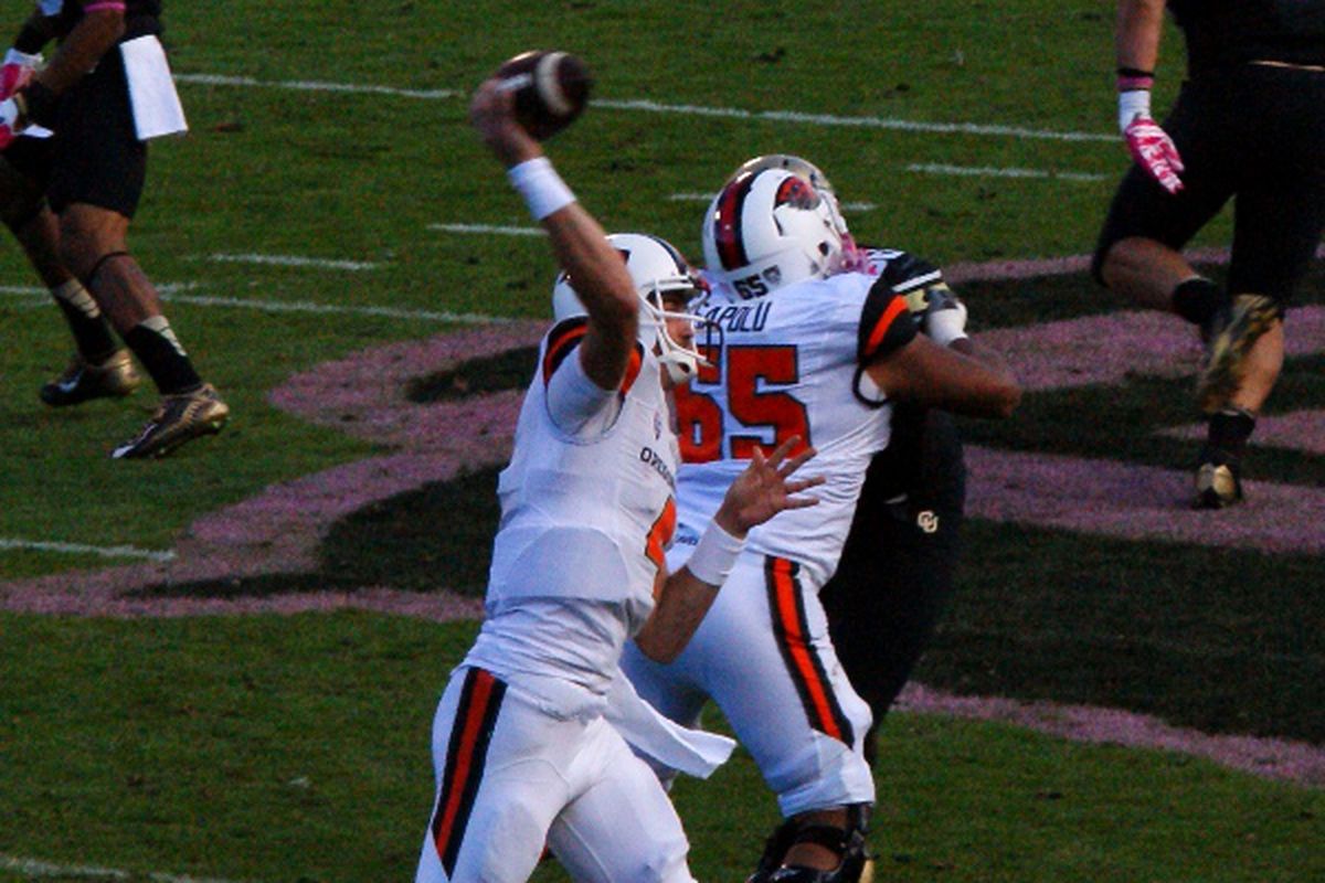 Sean Mannion's quick hit passing attack helped lead the Beavers to a victory.