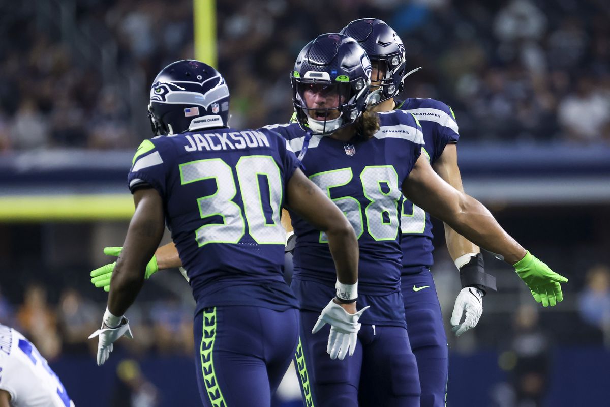 Pre-Snap Reads 8/30: Seahawks have until 1 PM PT to get down to 53 players  - Field Gulls