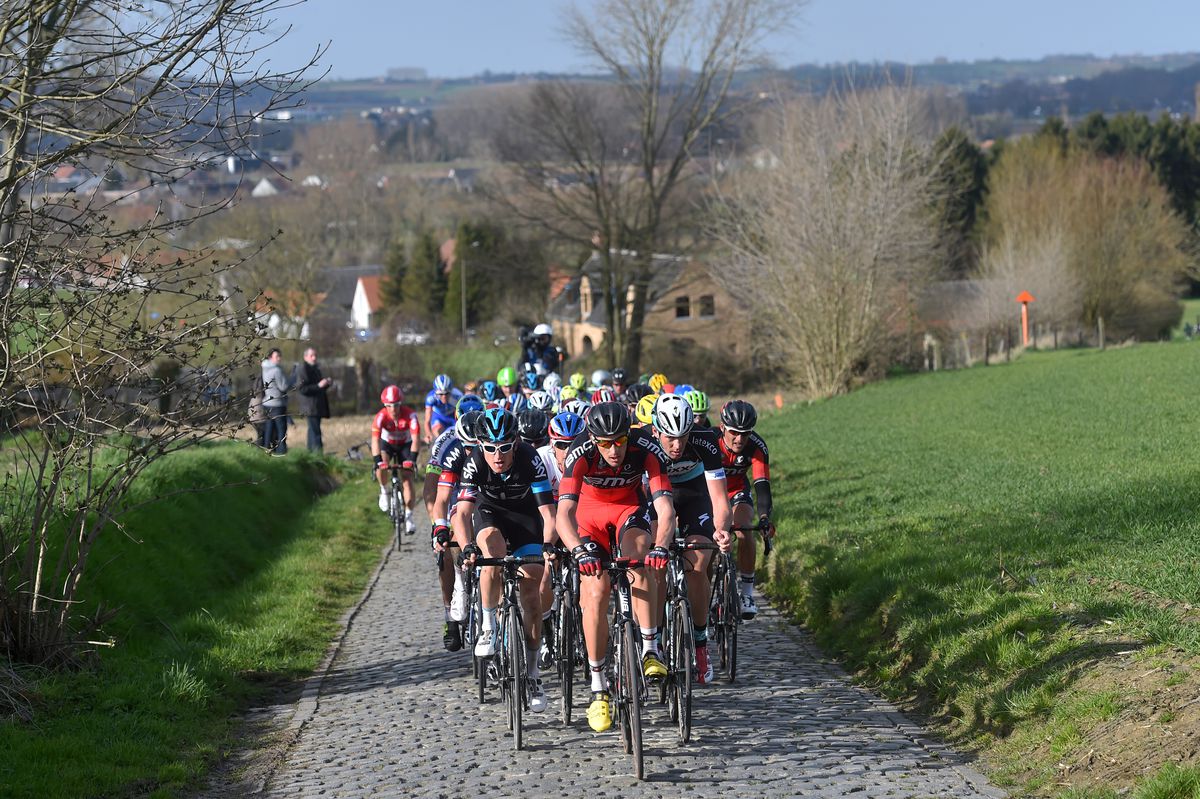E3 Harelbeke 2015: Scaling the heights of the Oude Kwaremont