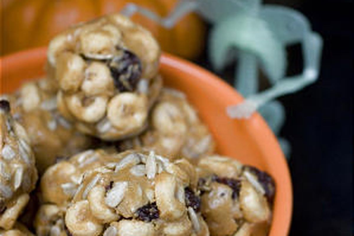 Peanut Butter Boulders made with honey.