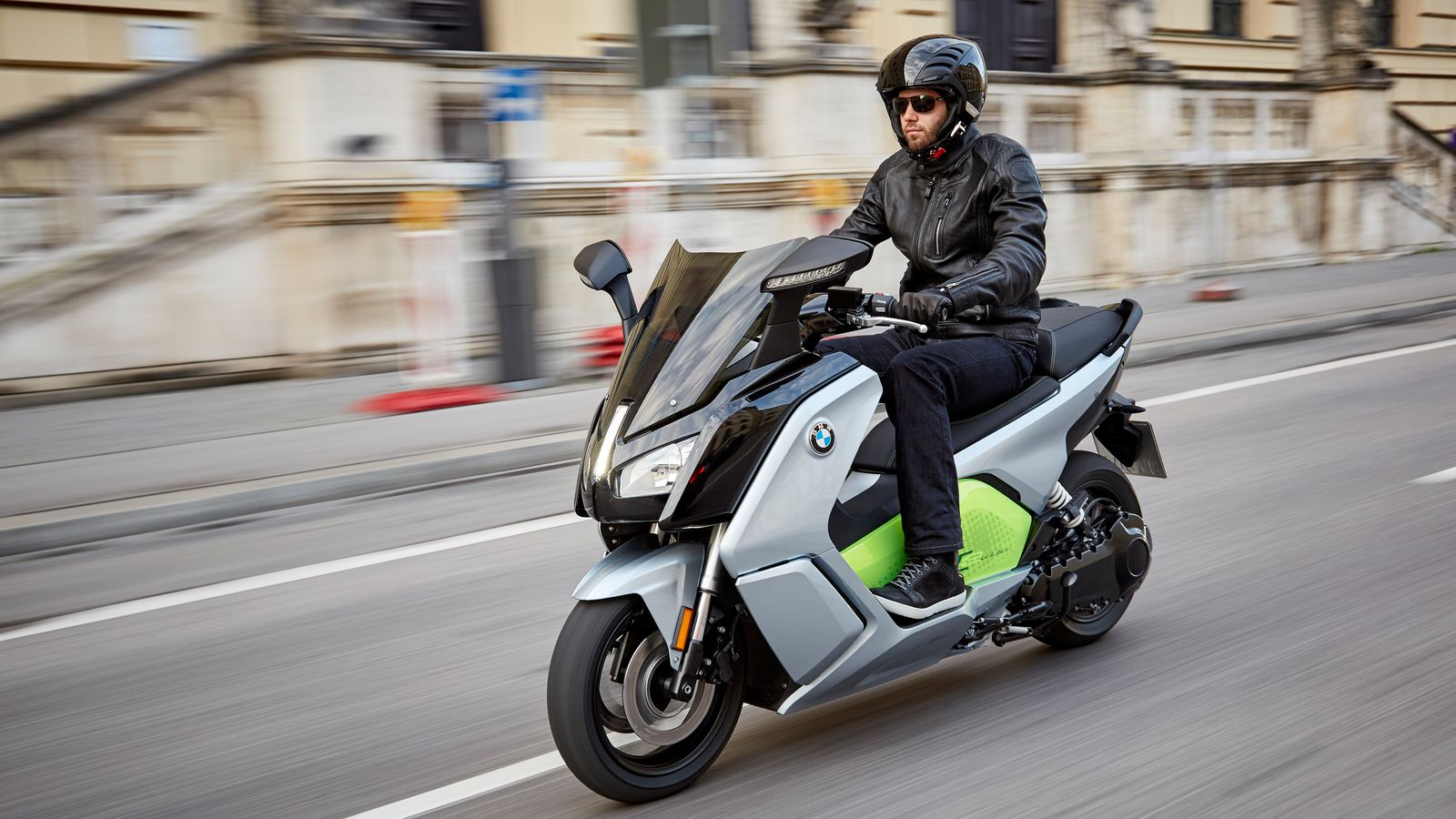 This sweet BMW electric scooter with 99-mile range is coming to the US - The Verge