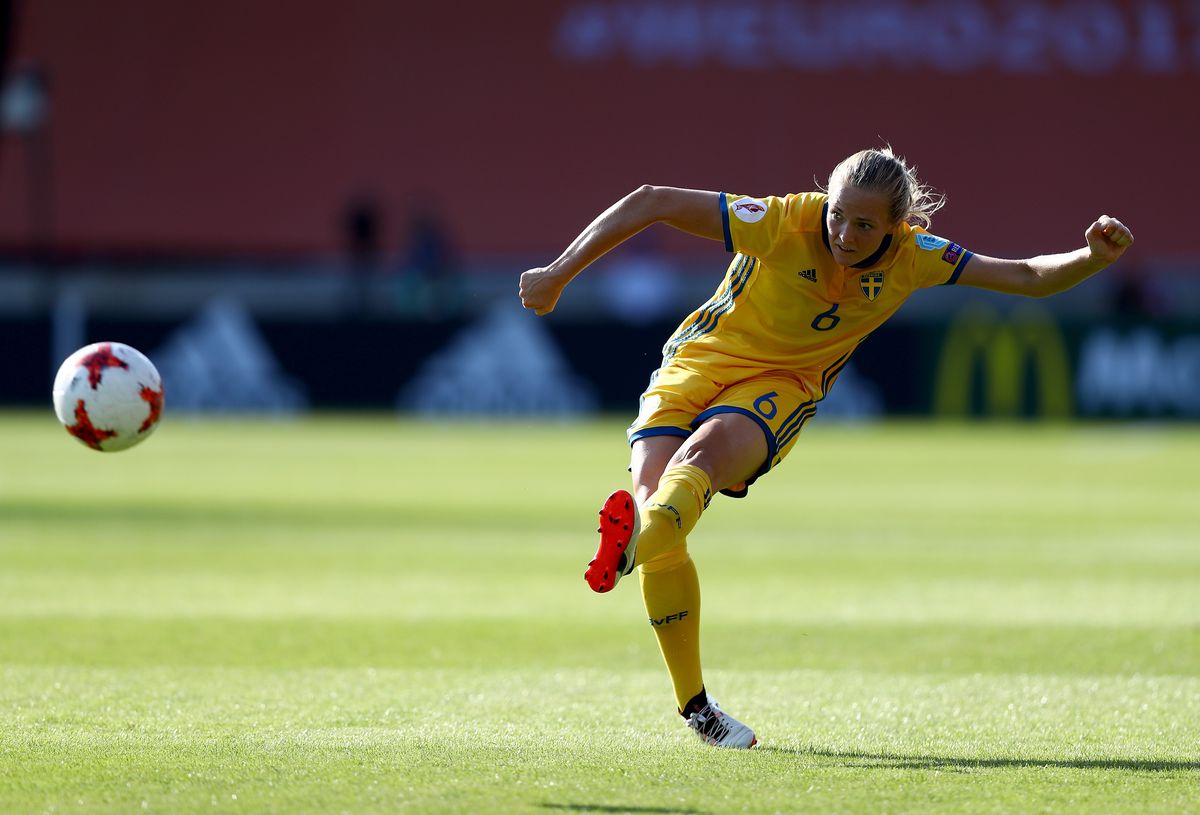 Sweden v Russia - UEFA Women's Euro 2017: Group B