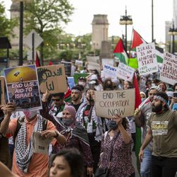 Around a thousand people march on Michigan Ave. in the Loop, during a pro-Palestinian protest, Friday, May 21, 2021.