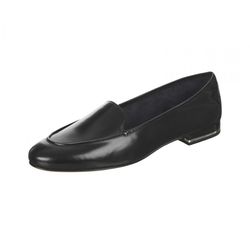 <a href="http://www.goop.com/shop/michael-kors-black-jeslyn-flat-shoe.html">Black Jeslyn Flat Shoe</a>, $275