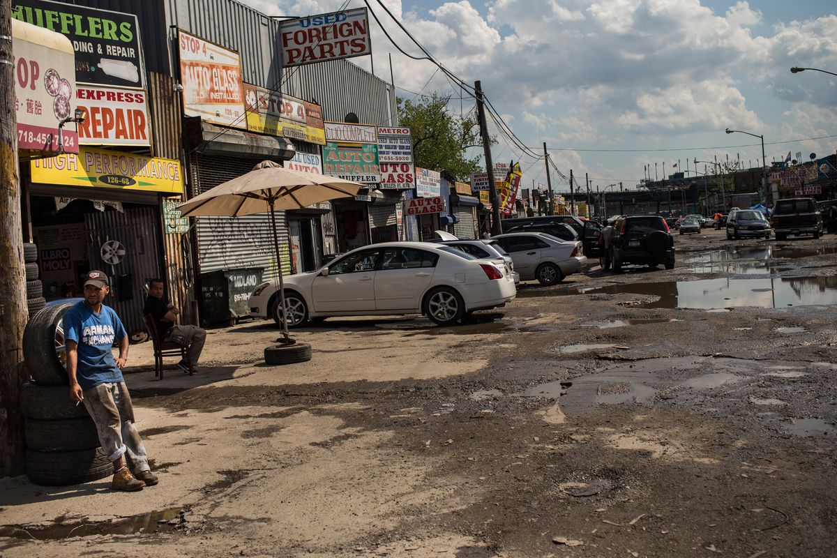 A view of the businesses in Willets Point