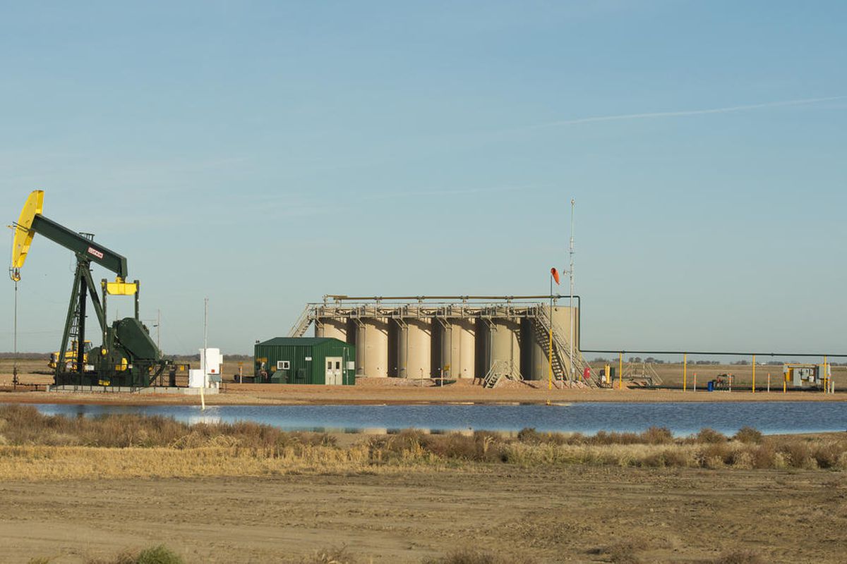 A final state report released Thursday on foul-smelling well water in Wyoming contradicts an EPA report from five years ago that ignited a national backlash when it suggested hydraulic fracturing was the cause of the contamination.