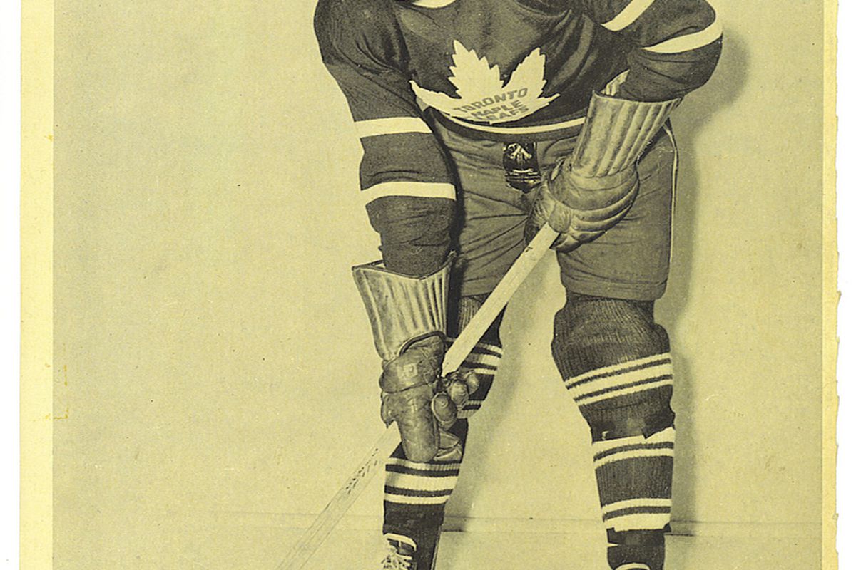 If you sent in to Quaker Oats in the mid-40s, you could get an eight-by-ten of players like Bud Poile of the Leafs