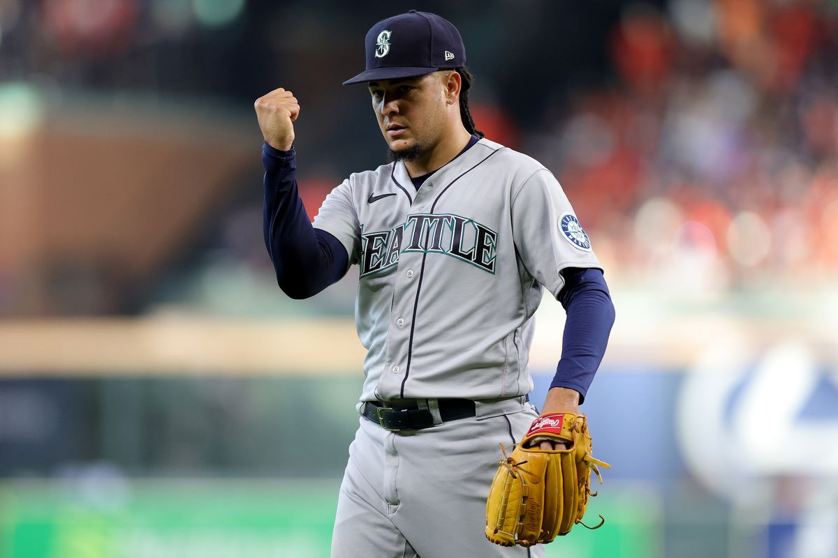 Division Series - Seattle Mariners v Houston Astros - Game Two
