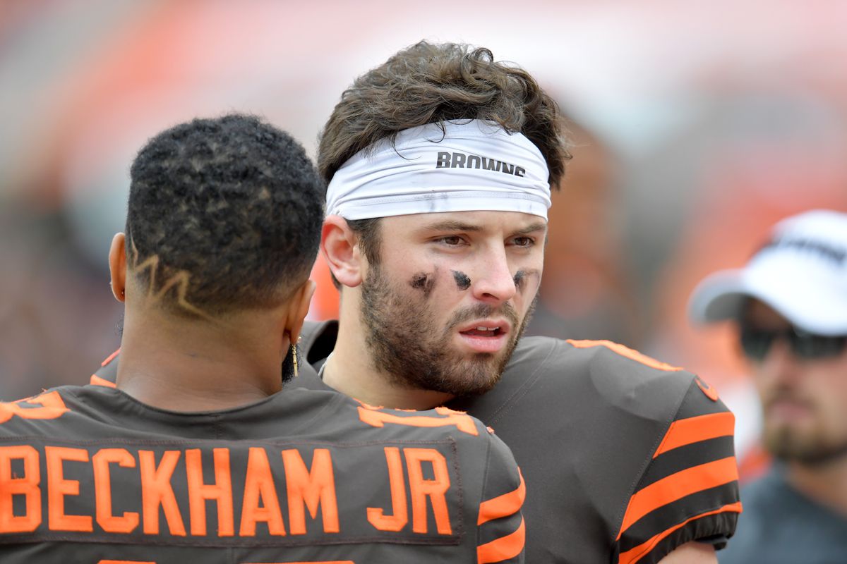 Cleveland Browns QR Odell Beckham talks with QB Baker Mayfield during the Browns’ 43-13 Week 1 loss to the Tennessee Titans, Sep. 8, 2019.