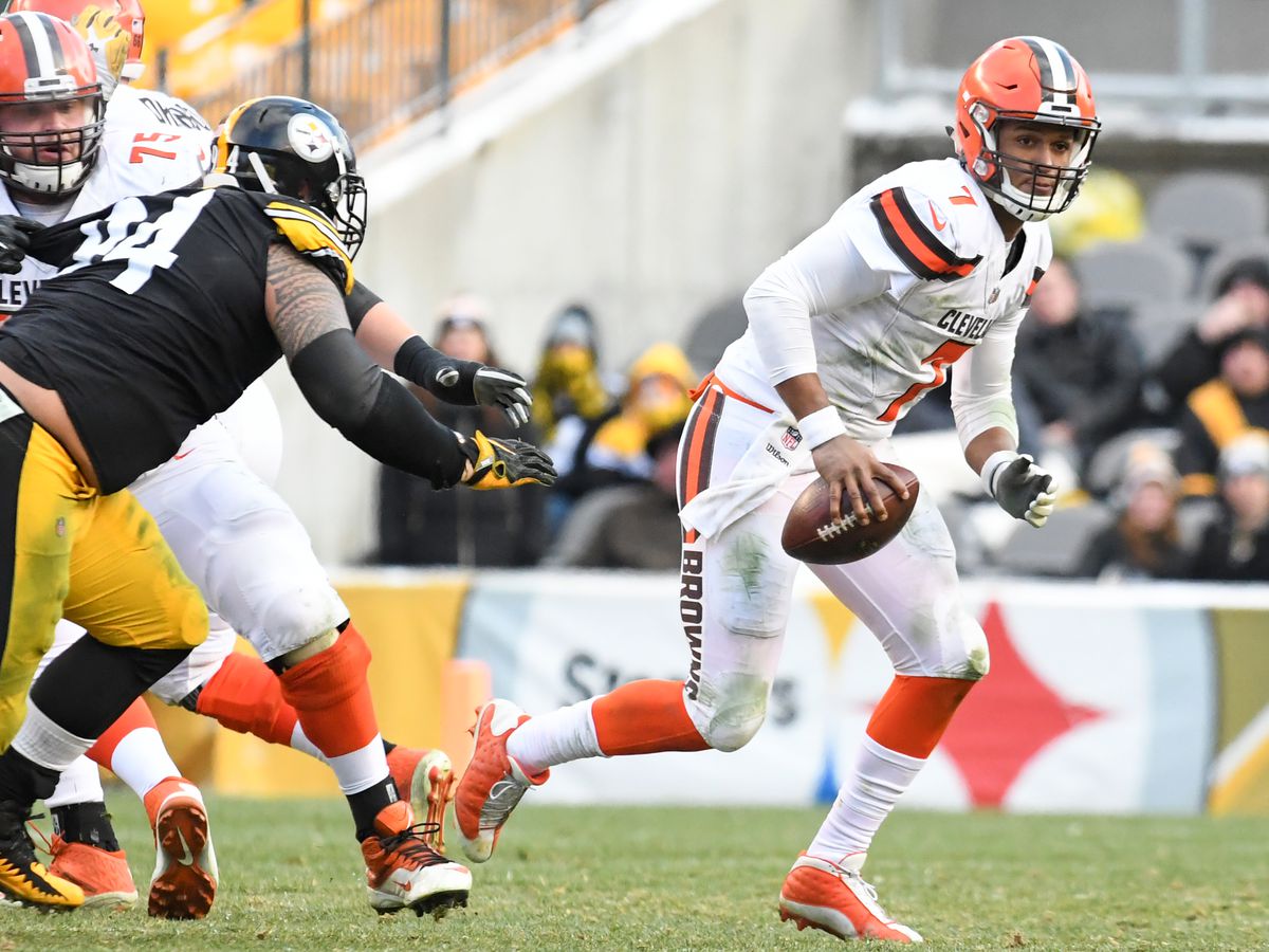Cleveland Browns v Pittsburgh Steelers