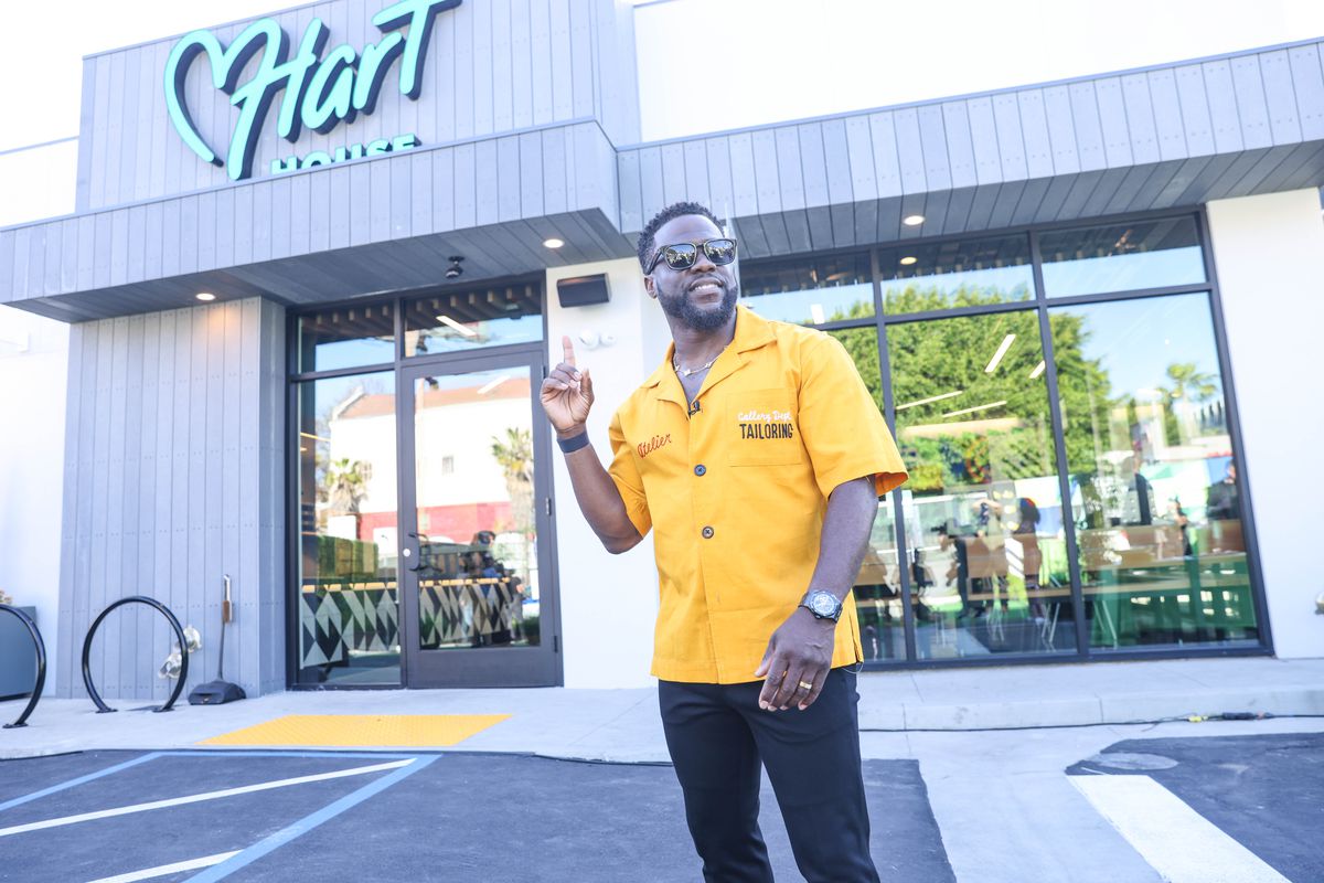 Actor Kevin Hart stands in front of his Hollywood restaurant Hart House.